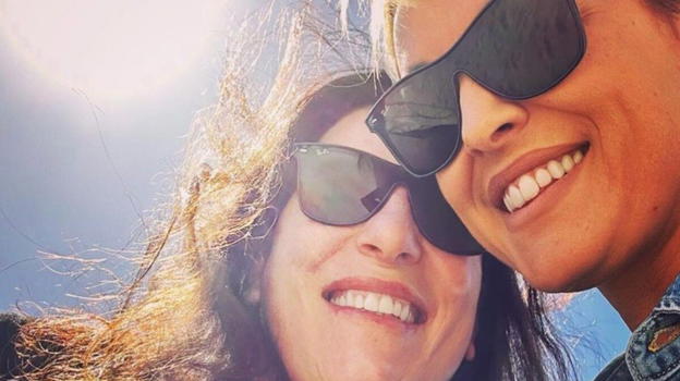 Paola Turci e Francesca Pascale, il lieto annuncio un anno dopo il matrimonio