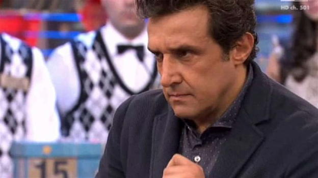Flavio Insinna, dopo l’addio all’eredità rompe il silenzio
