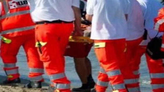 E’ successo in spiaggia: decine di soccorritori sul posto
