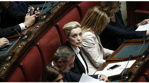 Marta Fascina rompe il silenzio: "La famiglia di Berlusconi.."
