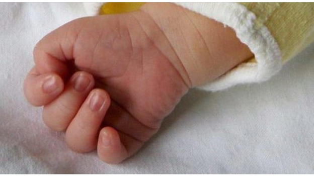 Italia, bimbo di solo 1 mese trovato senza vita nella culla