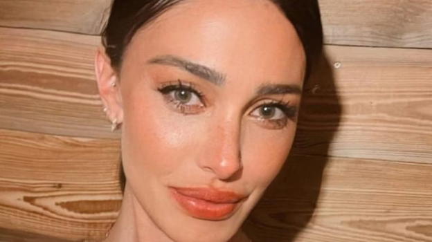 Belen Rodriguez rompe il silenzio: l’annuncio su Instagram