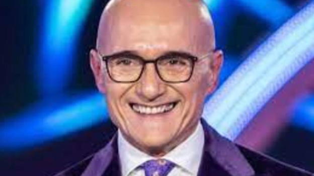 Gf Vip, arriva la brutta notizia per Alfonso Signorini