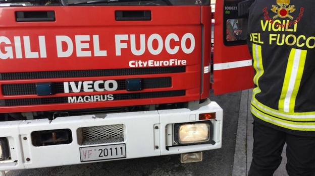 Scontro in autostrada tra tir e 5 auto: i primi aggiornamenti