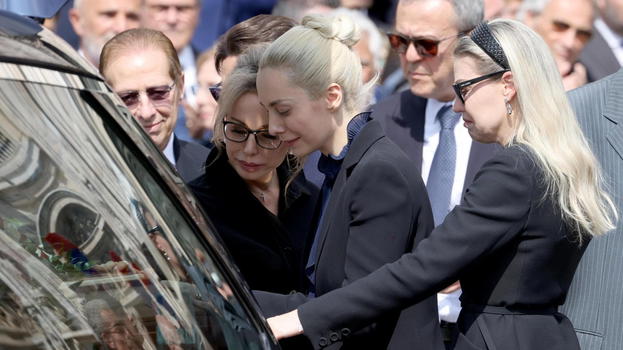 Sfratto Marta Fascina: deve lasciare Arcore entro 3 mesi