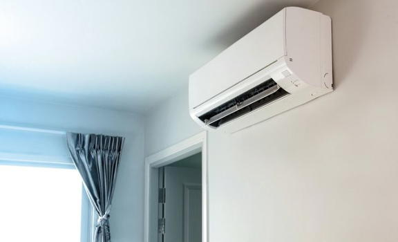 Addio al caldo, con 0,50€ lo crei da casa e rinfresca la stanza