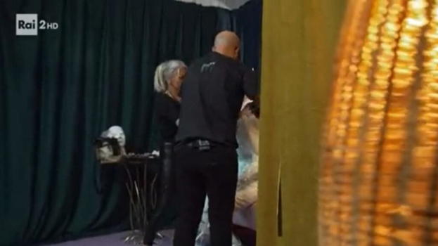 “Non respiro”: Roberta Capua, malore improvviso in diretta Tv