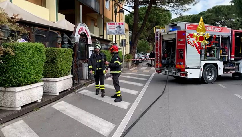 VENETO - Esplosione in una nota osteria di Abano: danni ingenti