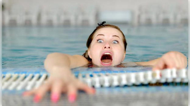 Paura dell’acqua, cosa si nasconde dietro?