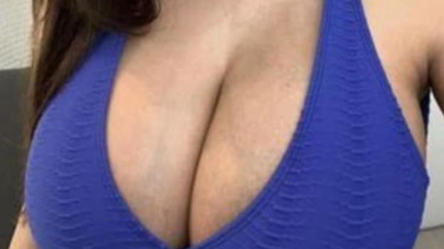 Si scatta una foto e la invia al marito. Ma lui rimane di ghiaccio