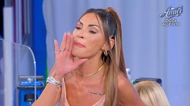 "Ora posso dirvelo". Ida Platano, la confessione ha lasciato i fan a bocca aperta
