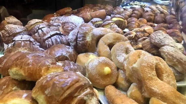 "Ecco quanto costa un cornetto nel mio bar, la qualità si deve pagare"