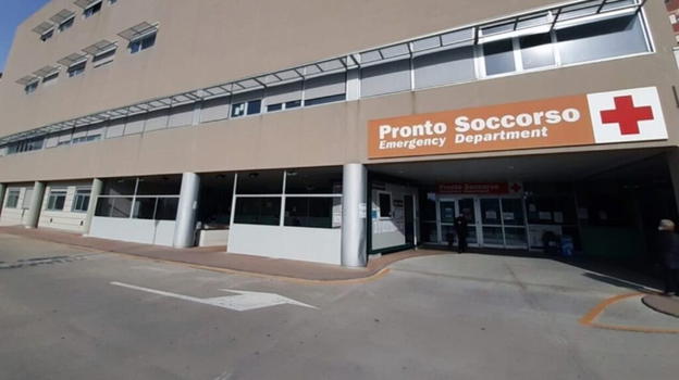 Va in Ospedale per un mal di schiena e non torna più