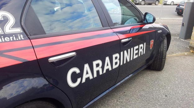 Donna fermata al posto di blocco, l’assurda ed imbarazzante scoperta