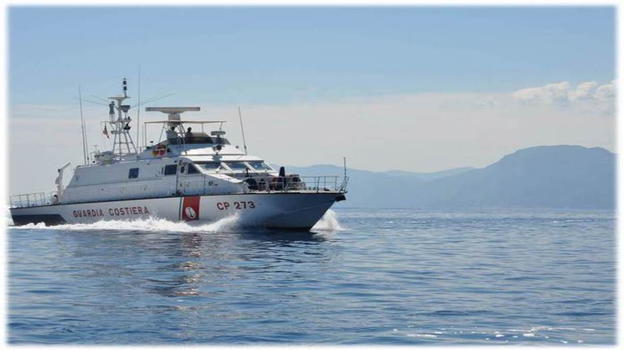 Italia, aereo in mare: l’intervento della guardia costiera