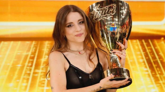 "Non ce l’ha fatta" Angelina Mango, il drammatico annuncio
