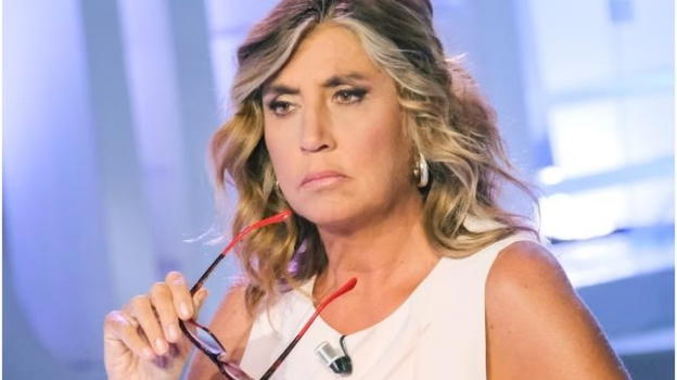 "Ora basta!". Pomeriggio Cinque, Myrta Merlino perde le staffe in diretta