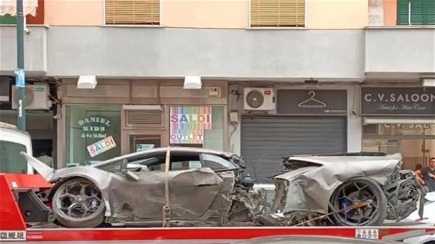 Sinistro con l’auto di lusso, Lamborghini si spezza in due: chi c’era all’interno