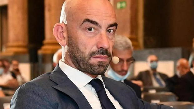 Bassetti gela gli italiani, la tremenda notizia per Natale 2024
