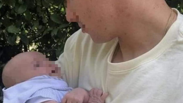 Adotta bimba ed è contento, 3 mesi dopo l’assurda scoperta