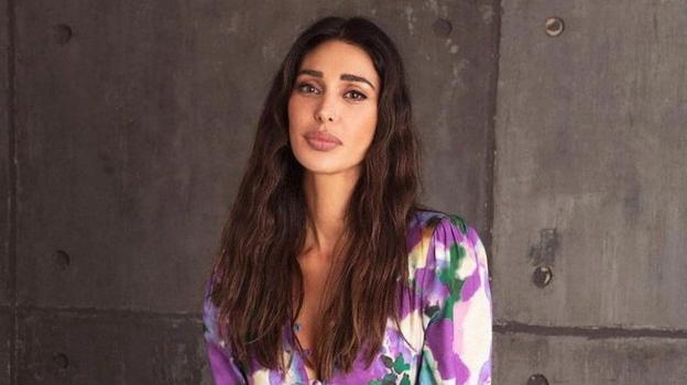 Belen rompe il silenzio e annuncia: "Torno in Tv, mi vedrete su.."