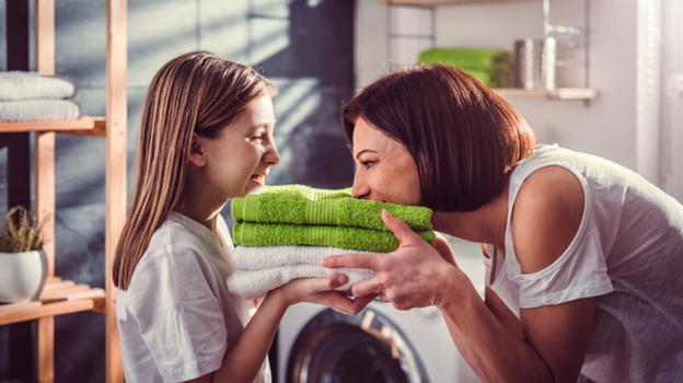Ecco perché tutti stanno mettendo del sale in lavatrice