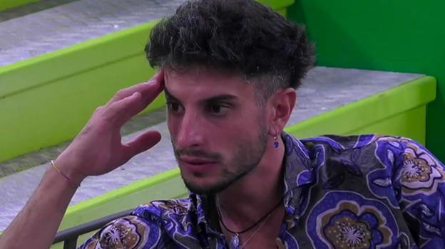 Giuseppe Garibaldi del GF, è successo tutto in diretta Tv
