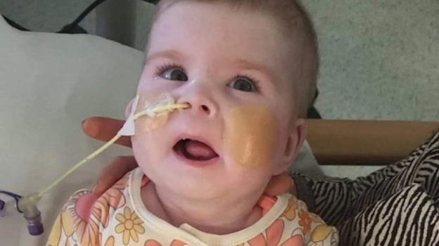 Indi Gregory, le parole della mamma lasciano con un vuoto dentro: "È volata via mentre.."