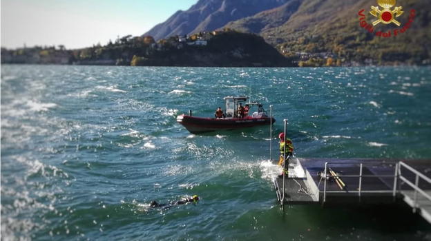 "L’abbiamo trovato" Trovato nel lago il ragazzo scomparso