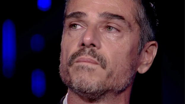 GF, la dichiarazione di Varrese emoziona: "Sono innamorato di lei"