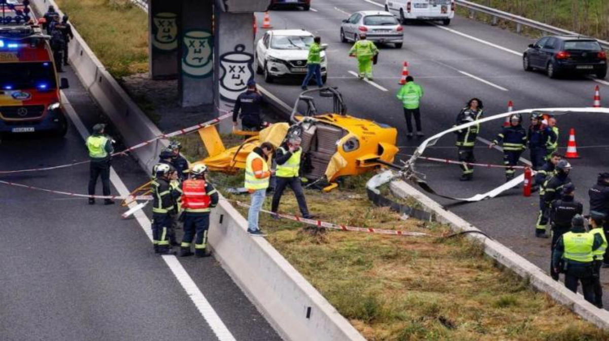 È precipitato in tangenziale, decine di soccorritori sul posto