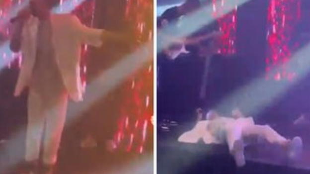 Al concerto il cantante si accascia e perde i sensi davanti a tutti: purtroppo è..