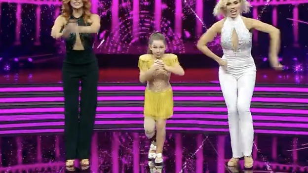 Ballando con le stelle, pubblico incredulo: la sorpresa in diretta