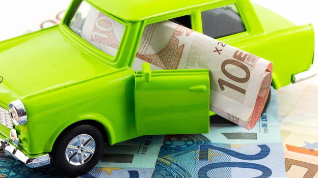 Bollo auto, importante novità: se chiedi questo foglio sarà gratis a vita