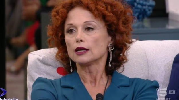 Grande Fratello, poco fa il comunicato su Beatrice Luzzi