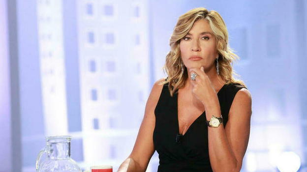 Myrta Merlino, la confessione a Striscia la Notizia: "Non porta le mutande"