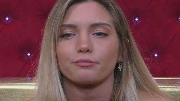 Grande Fratello sta succedendo in questi minuti: Anita chiamata urgentemente in confessionale