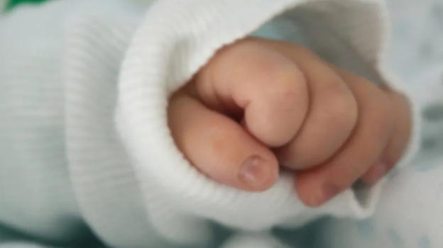 Neonata deceduta in ospedale per bronchiolite, è allarme in Italia