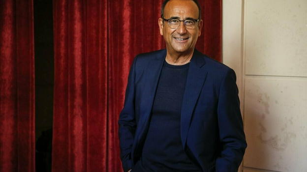 "Pugnalato" Carlo Conti, la notizia in diretta tv lascia tutti senza parole