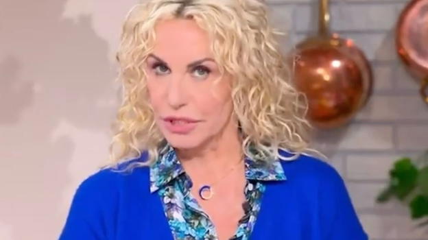 Antonella Clerici, il triste annuncio in diretta Tv su Biagiarelli