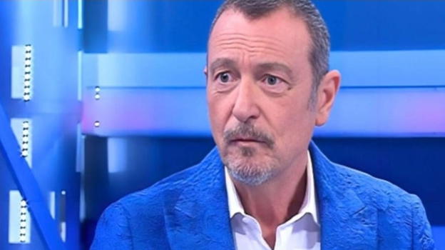 Affari Tuoi, Luca accetta i 75mila euro, poi tutti in lacrime