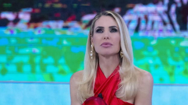"Fuori dall’Isola" Ilary Blasi, fan disperati: ecco chi prende il suo posto