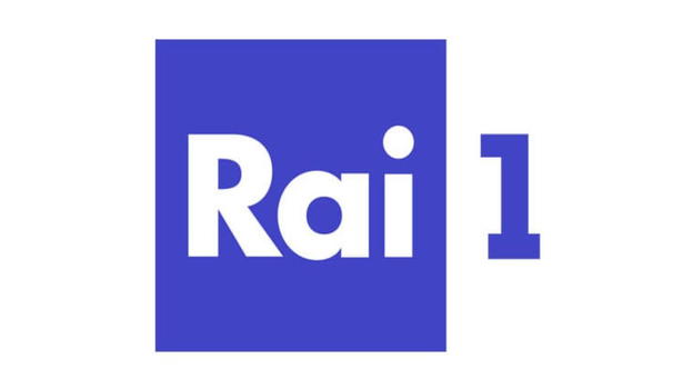 Rai, Eleonora Daniele interrotta in diretta tv per dare la linea al telegiornale