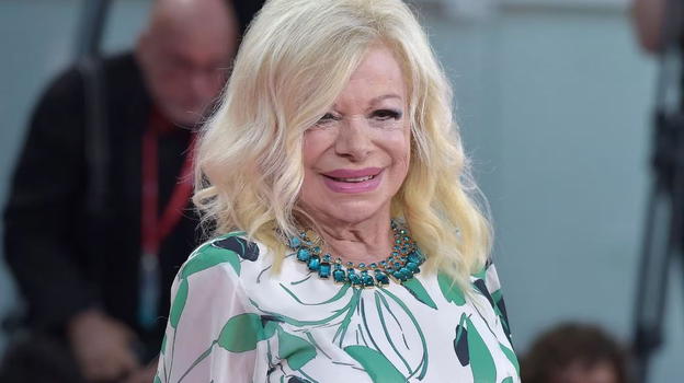 Sandra Milo, la notizia è appena arrivata dalla camera ardente
