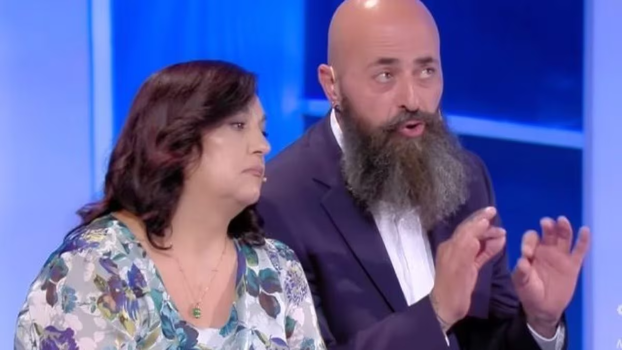 C’è posta per te, Giuseppe rifiutato dalle figlie: cos’hanno fatto i mariti
