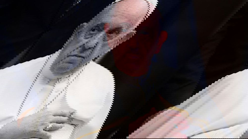 Quanti Anni Ha Il Papa Bergoglio Francesco Francesco, il Papa della gente: cosa faceva il giovane Bergoglio