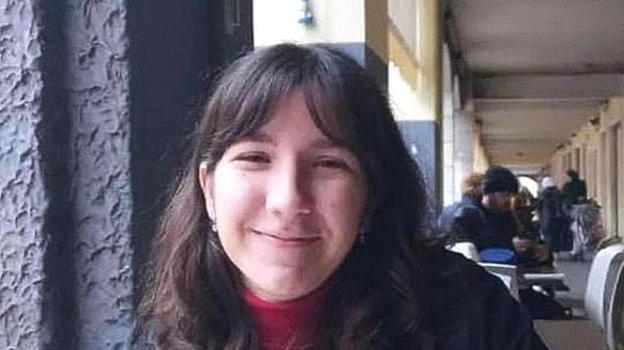 "Giulia, questo è per te". Il gesto fa piangere l’Italia intera
