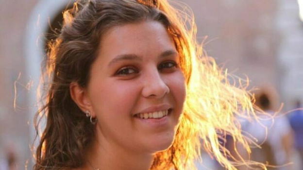 "Addio piccola grande donna, sei fuggita in pochi attimi". Sofia ci ha lasciato a soli 26 anni