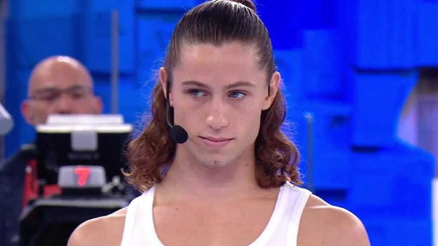 Dustin, il post social non lascia dubbi: innamoratissimo è stato fotografato con..