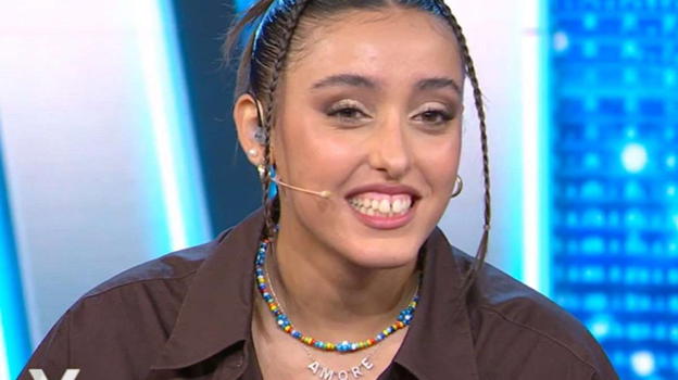 Giulia Stabile, lo scatto non lascia dubbi: per San Valentino la cena in compagnia con..